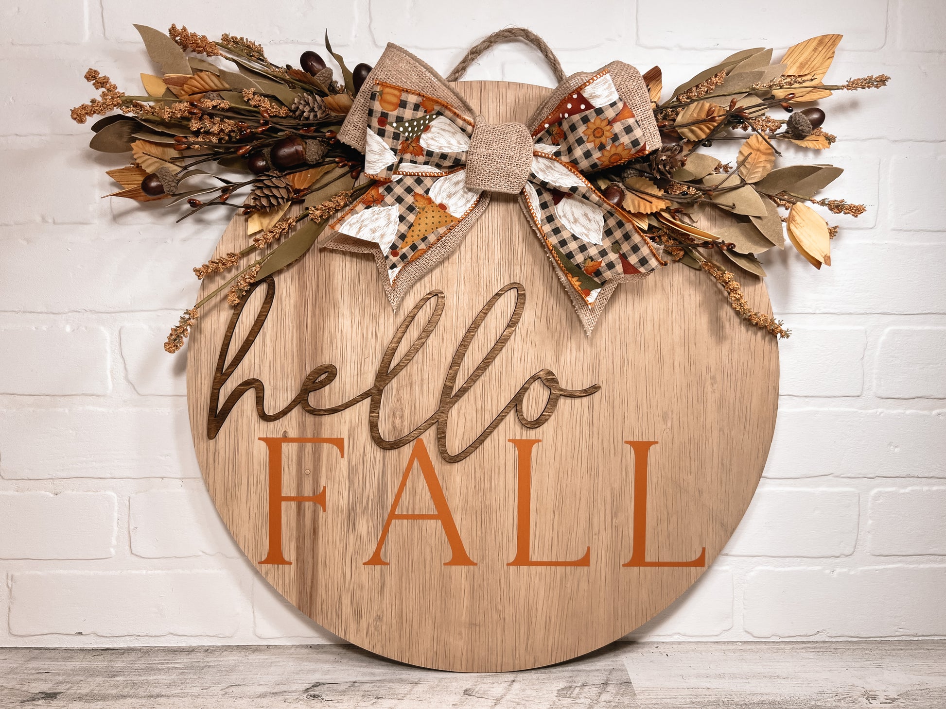 Hello Fall Door Hanger - B-Cozy Home Decor