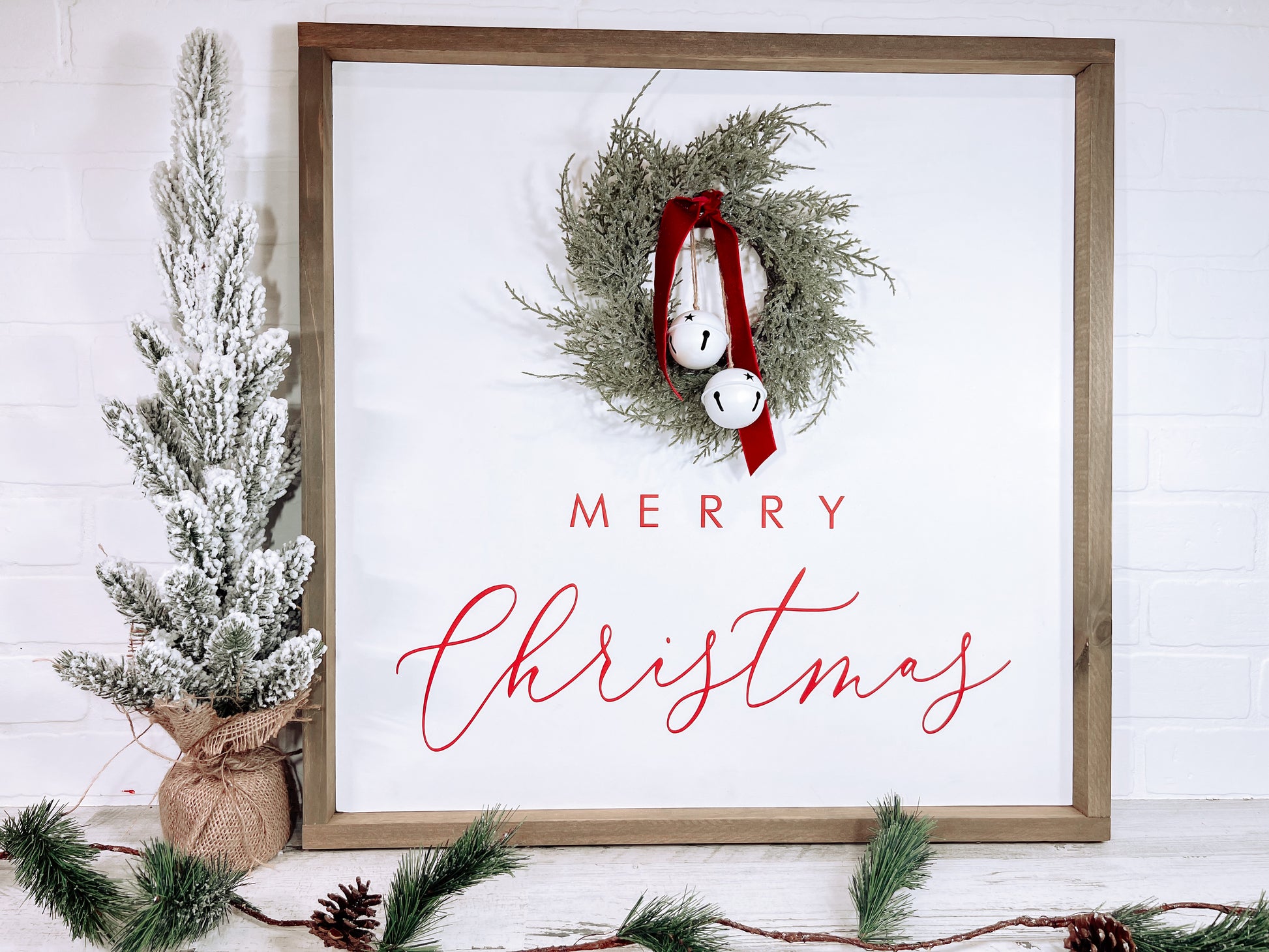 Merry Christmas Wreath - B-Cozy Home Decor